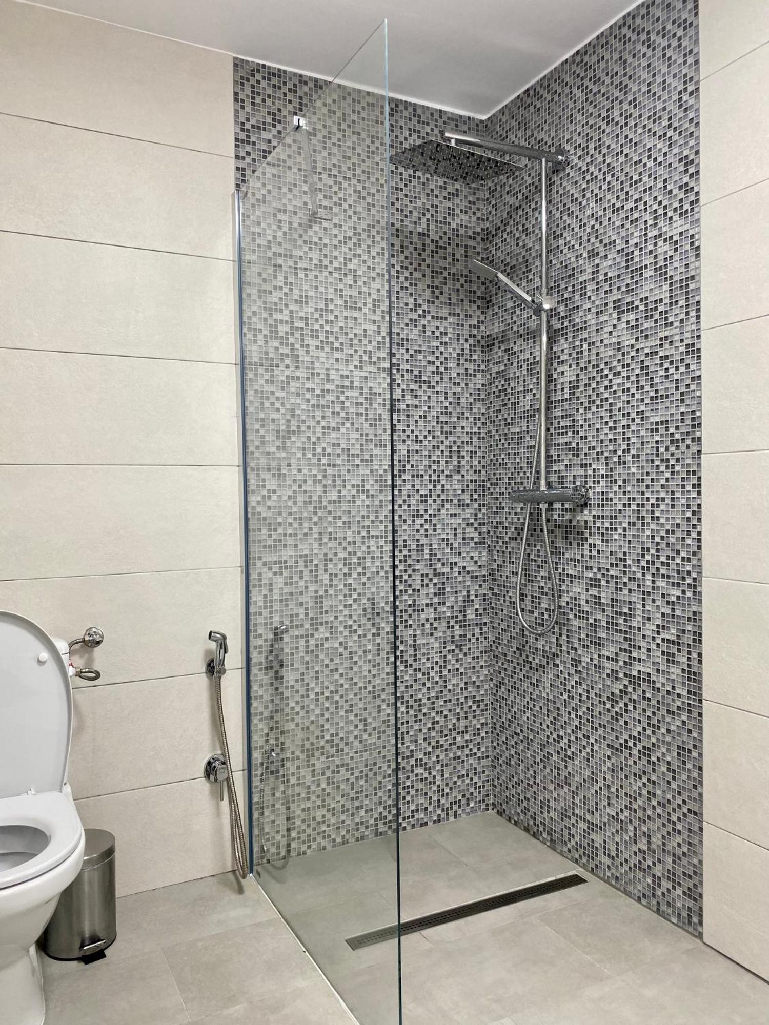 Cosy Apartments & Bistro Pufesti Екстериор снимка